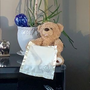 Meet your Posher, Anne